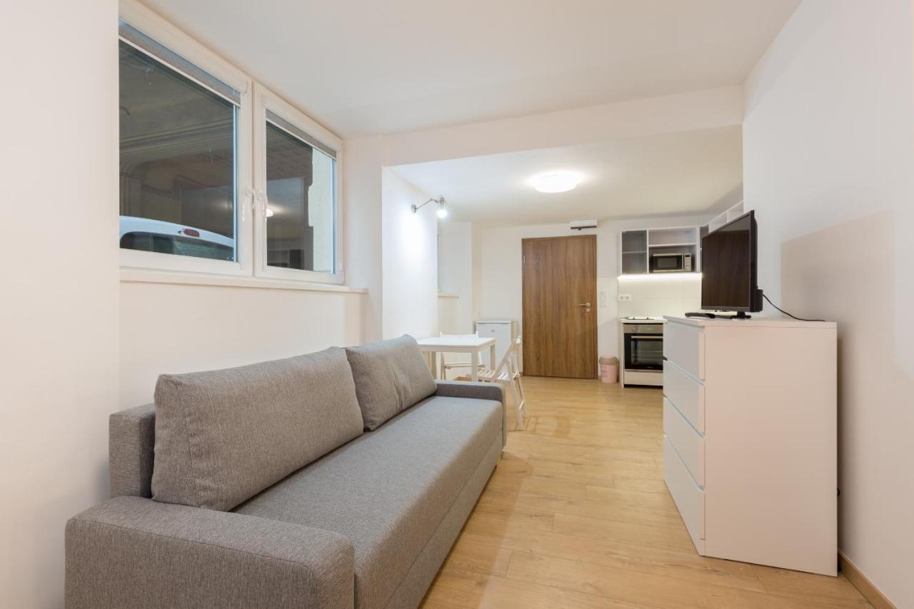 Minimalist Styled Tiny Ap @New York Cafe Apartment Будапеща Екстериор снимка